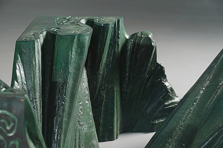 Yuyu Yang, Taroko Gorge, 1973, bronze, 36 x 82 x 75 cm. Courtesy of Asia Art Center.