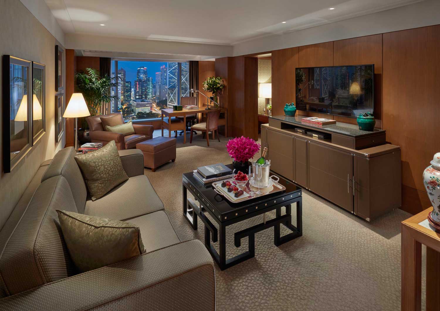 Winter Moments at Mandarin Oriental Hong Kong