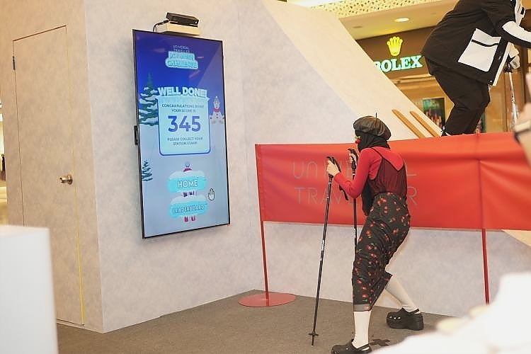 Excitement peaks at the Icy Rush station, where guests engage in an interactive motion sensor game at  Universal Traveller’s Arctic Line at Centre Court, Ground Floor, Mid Valley Megamall. 