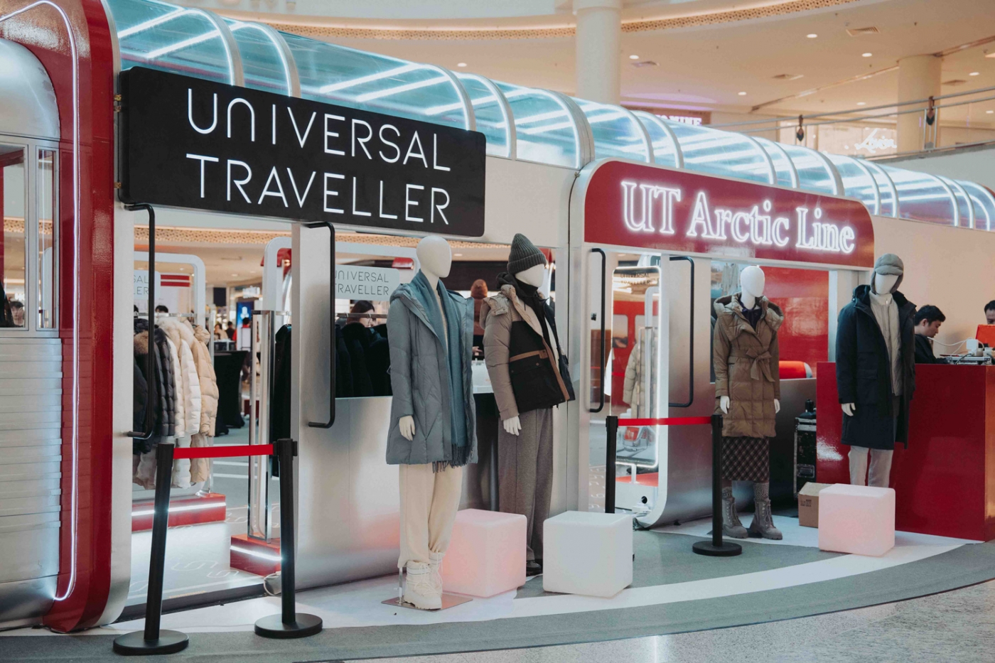 Experience Universal Traveller’s Arctic Line—the first-ever Arctic Train—at Centre Court, Ground Floor, Mid Valley Megamall.