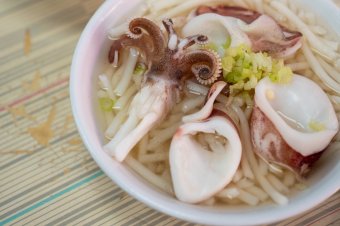 叶家小卷米粉 Yeh Jia Calamari Rice Noodle Soup