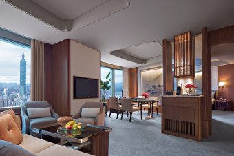 Shangri-La Taipei Plaza Suite